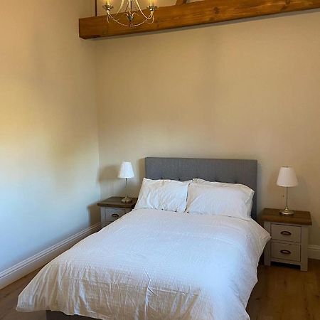 Potcote Farm Stables Accommodation Fudges Stable โทสเตอร์ ภายนอก รูปภาพ